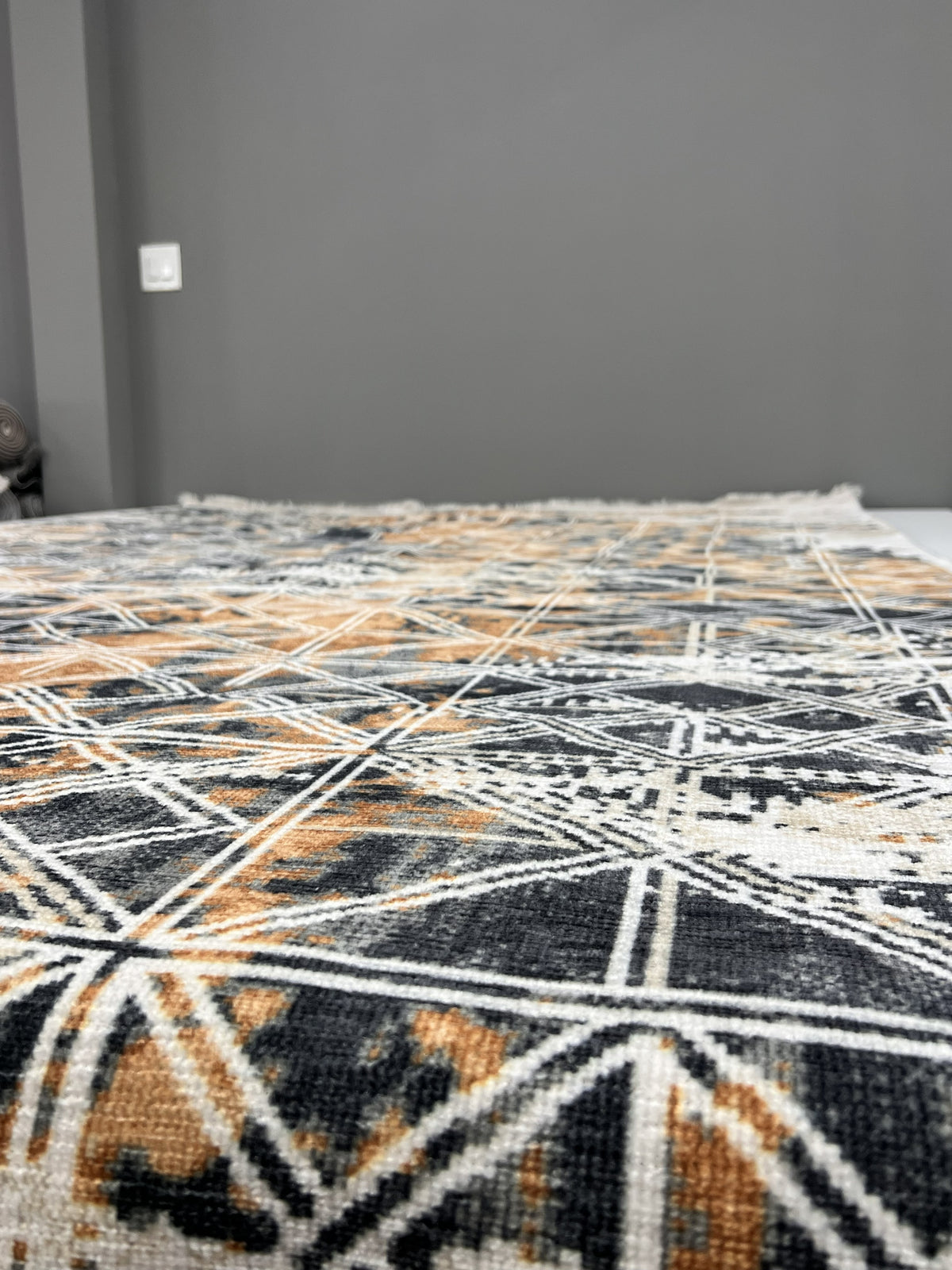 Bohca 1065 Amber & Charcoal Area Rug