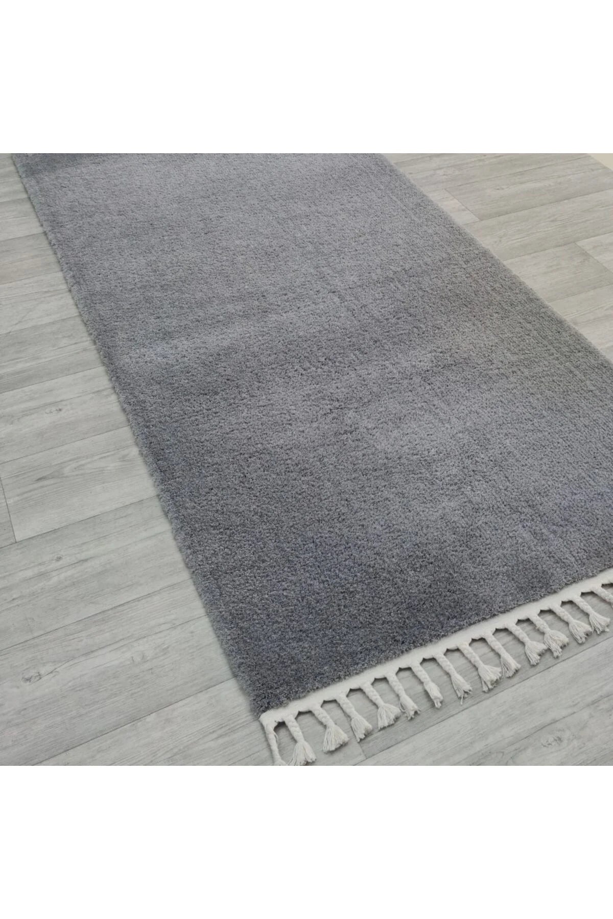 Kaira 1506A Grey Area Rug