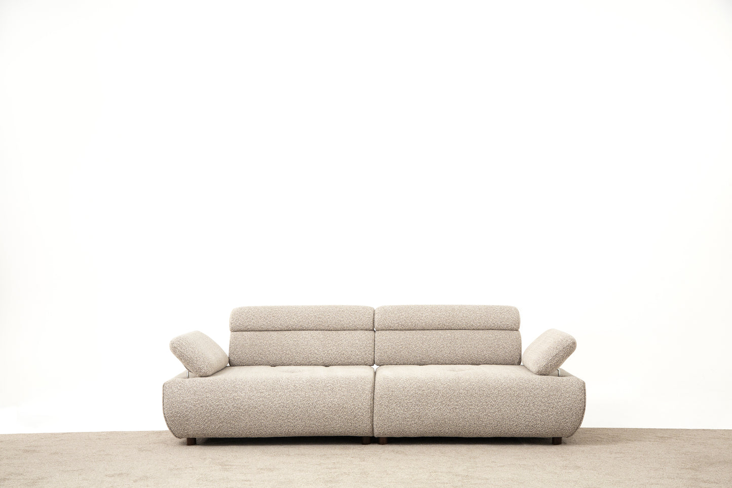 Nord Loveseat