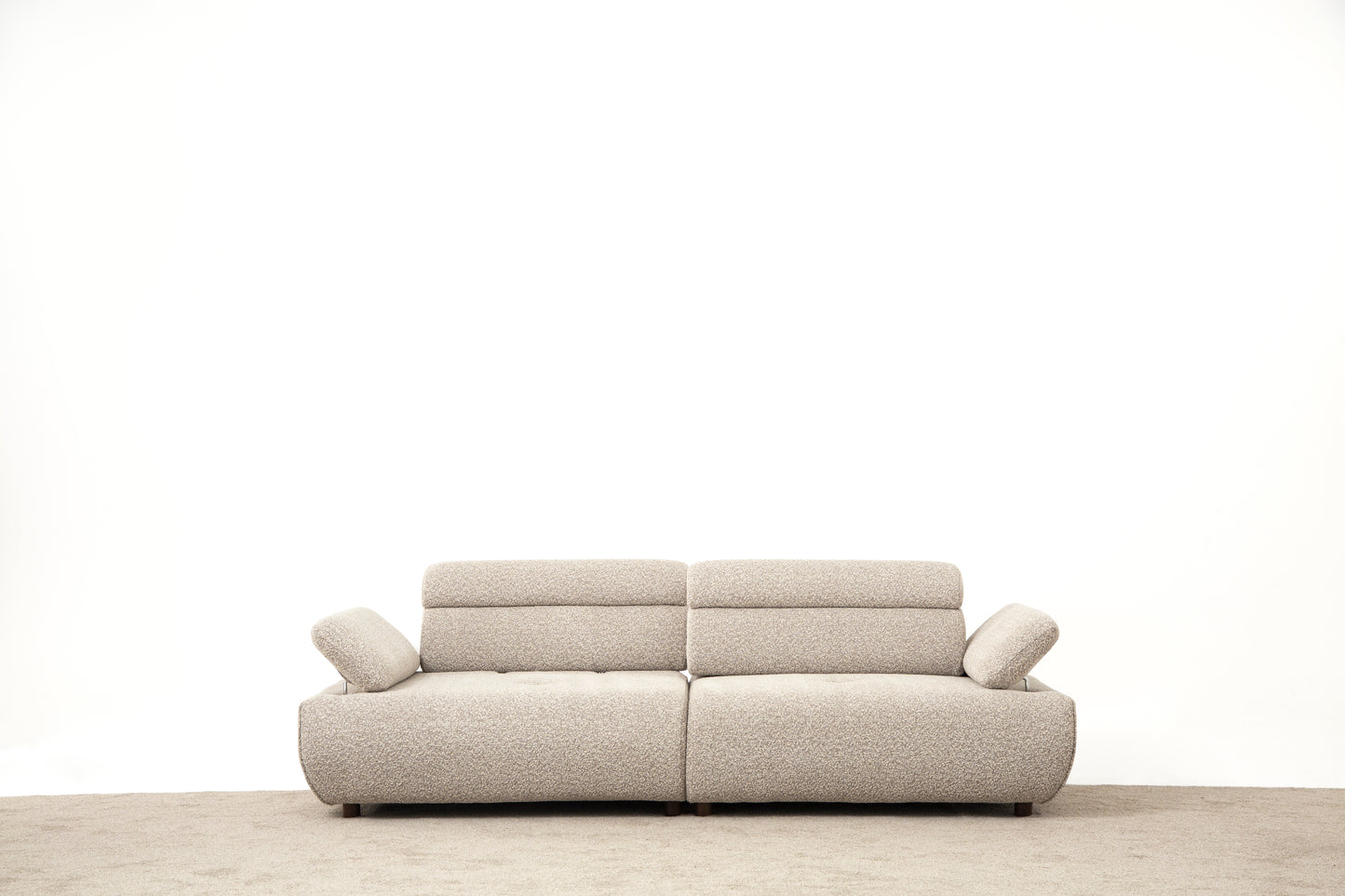 Nord Loveseat