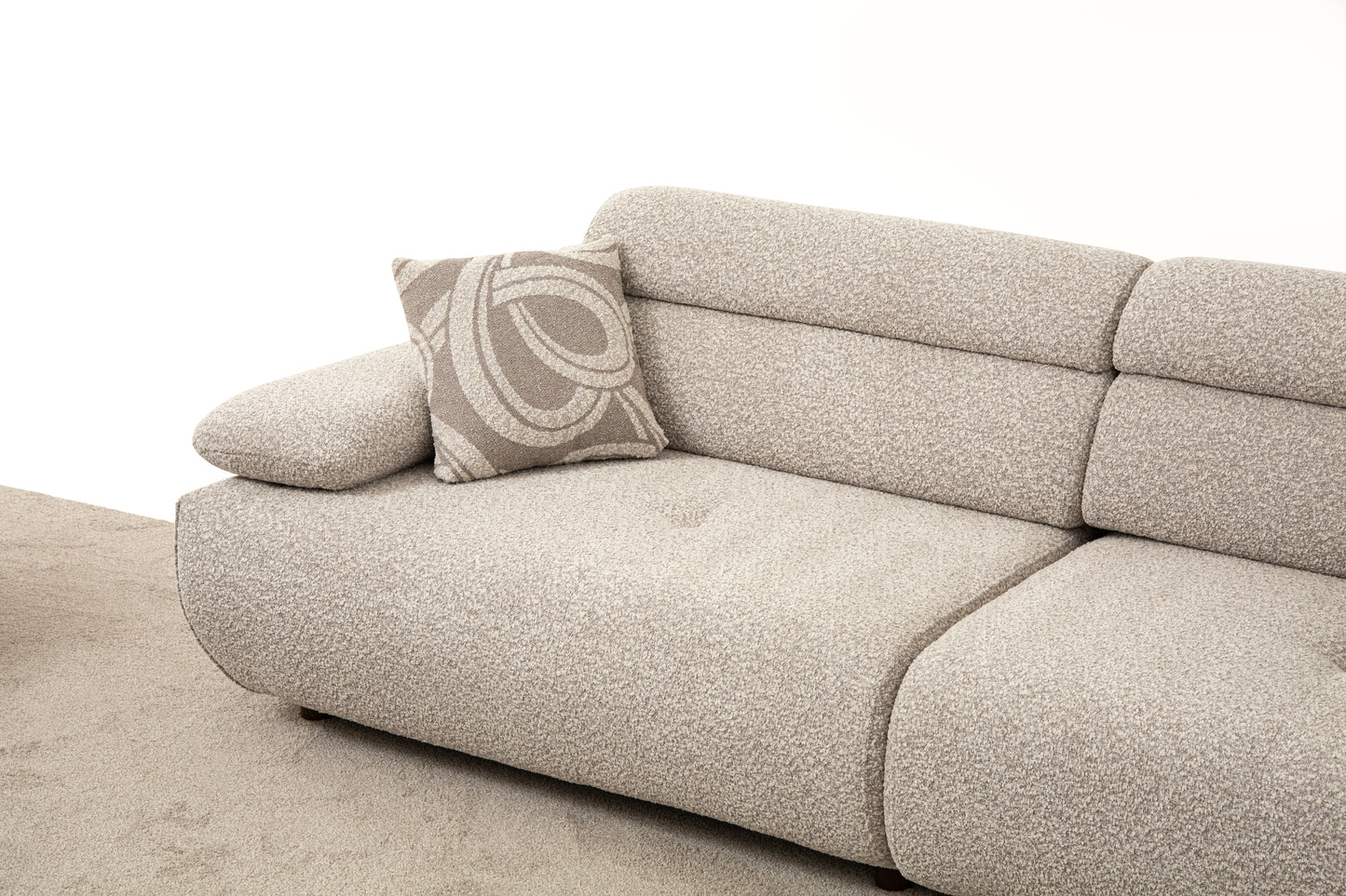 Nord Loveseat