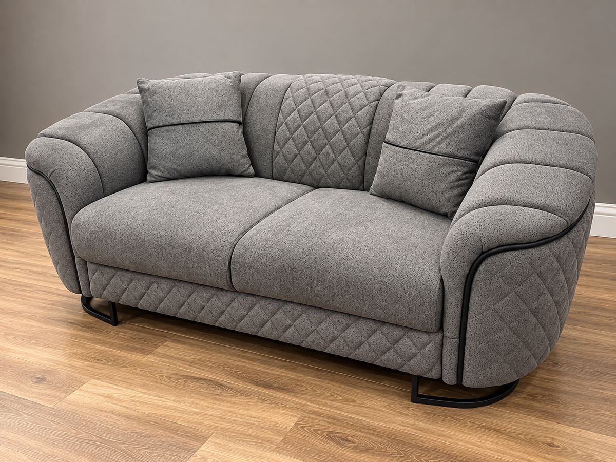 Victoria Loveseat
