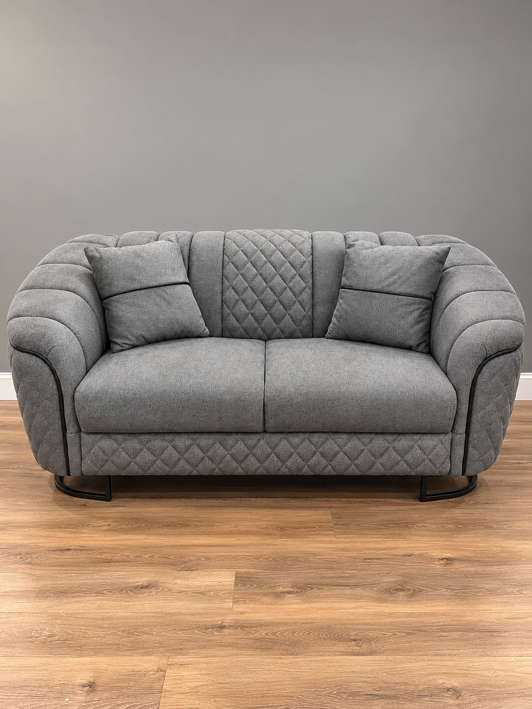 Victoria Loveseat